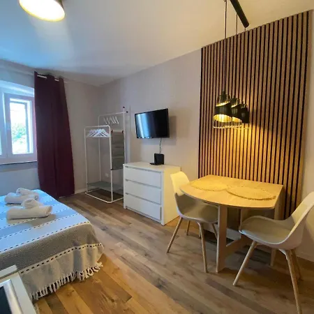 Moderno Monolocale In Centro * Triest